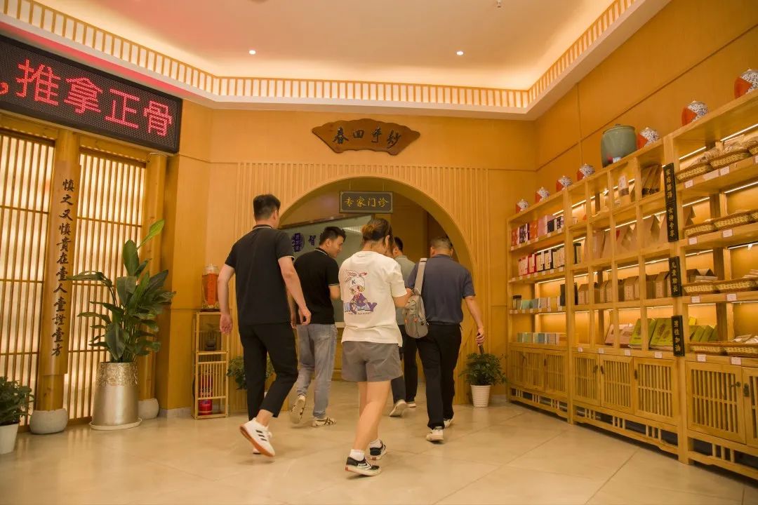 新加坡看男科最好的中医诊所，贡方堂TCM丘保润治阳痿早泄有妙方！