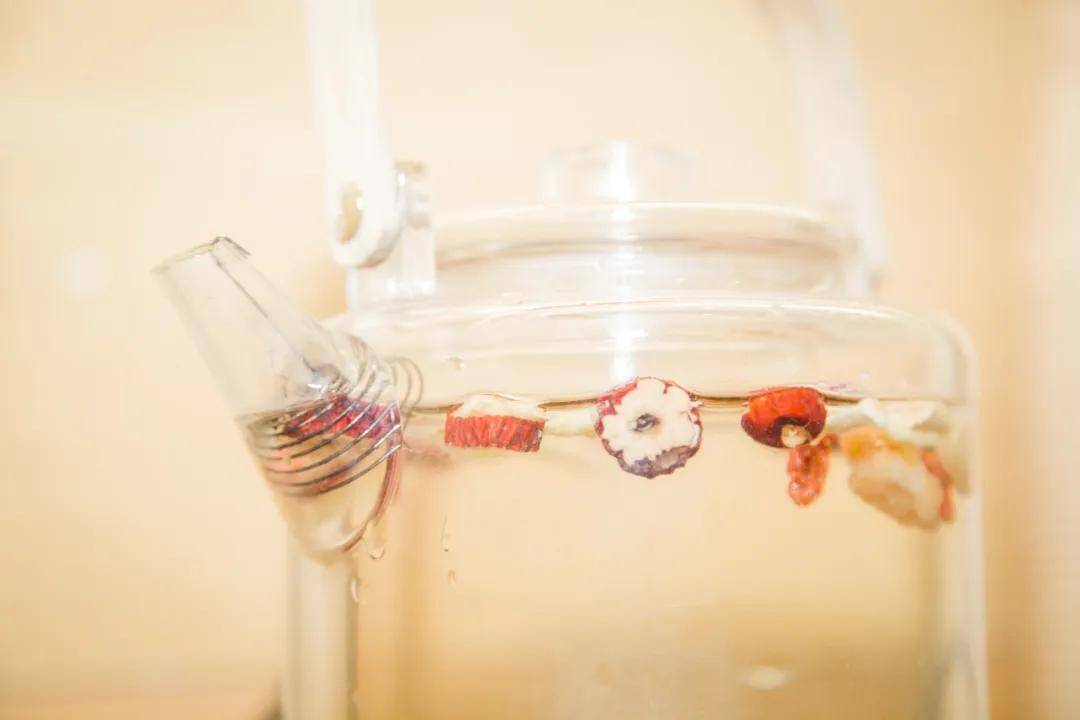 乳腺结节3类怎么办？新加坡贡方堂中医丘保润一方散结见效快！