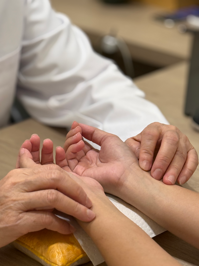 医案｜妇科炎症的中医治疗代表方，新加坡贡方堂TCM丘保润一方止带！