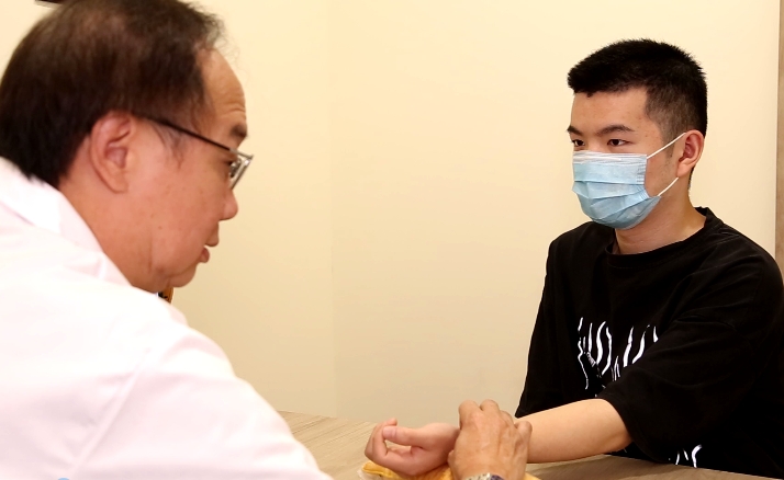 医案|新加坡中医治疗胃炎胃溃疡,贡方堂TCM丘保润一个经典方告别老胃病! 医案|新加坡中医治疗胃炎胃溃疡,贡方堂TCM丘保润一个经典方告别老胃病!