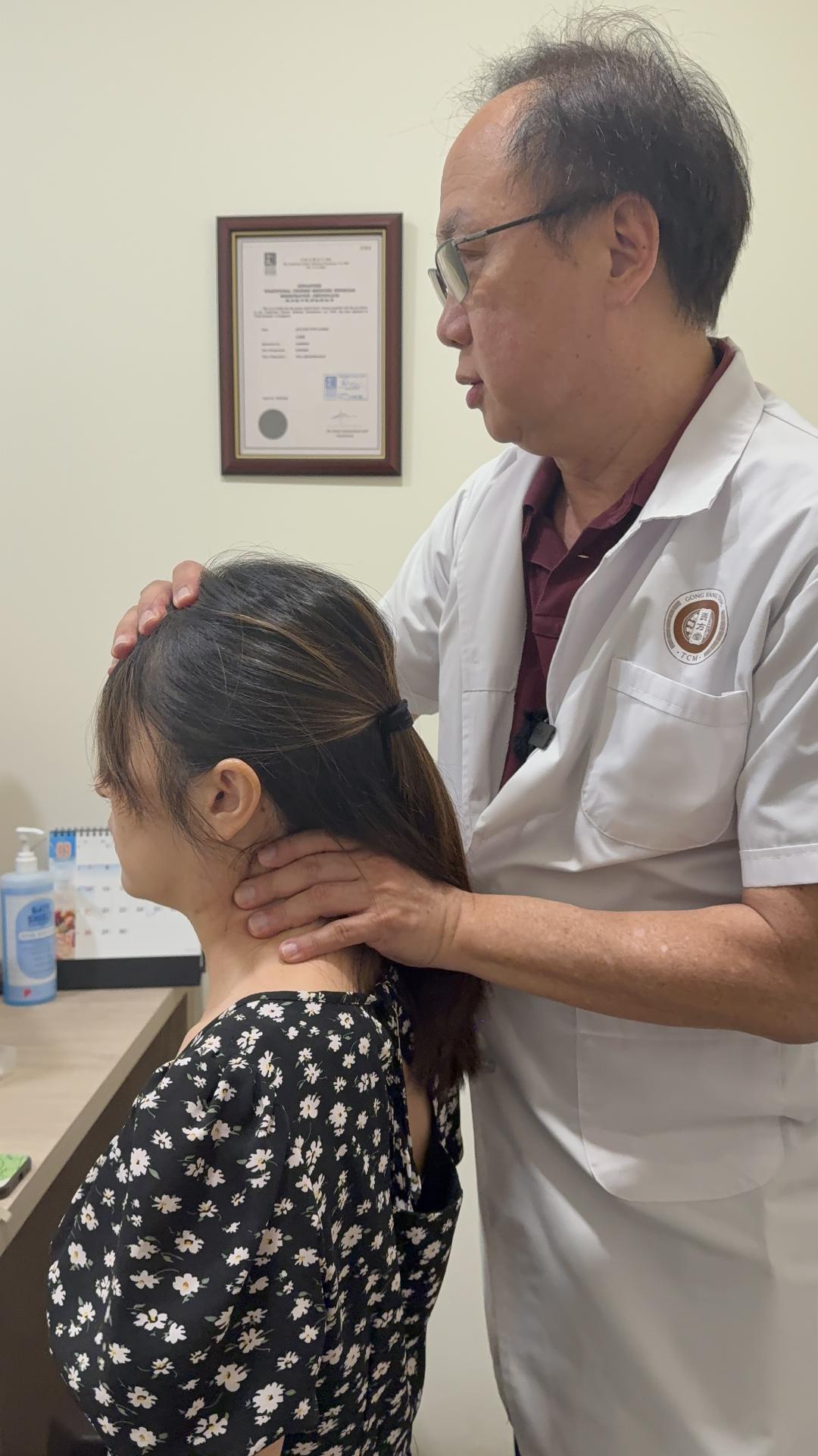 医案｜新加坡中医治疗头痛有经方，贡方堂TCM丘保润一方一膏，内外合治显奇效