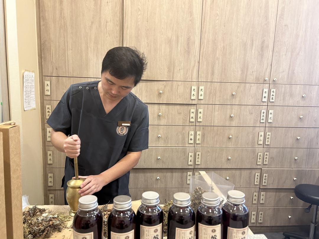 Stomach Pain Singapore 新加坡胃痛治疗