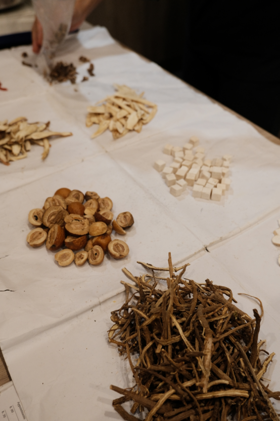 新加坡中医看男科怎么调？贡方堂TCM吴美仪一方破解“男”言之隐 