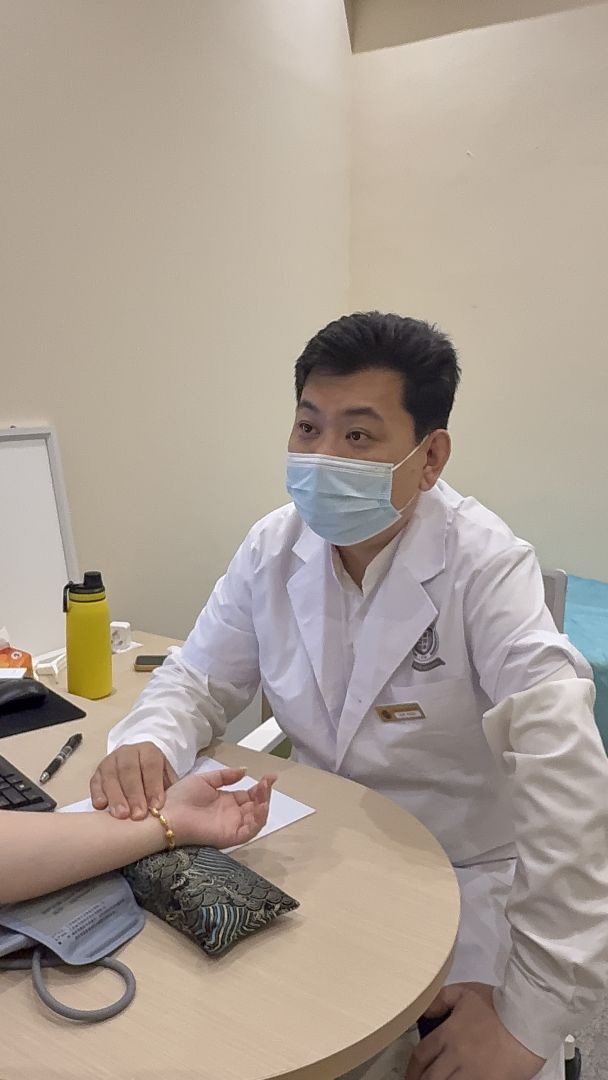 常年腰酸乏力、精力下滑|新加坡男性看中医,认准牛车水贡方堂TCM王涛医师 常年腰酸乏力、精力下滑|新加坡男性看中医,认准牛车水贡方堂TCM王涛医师